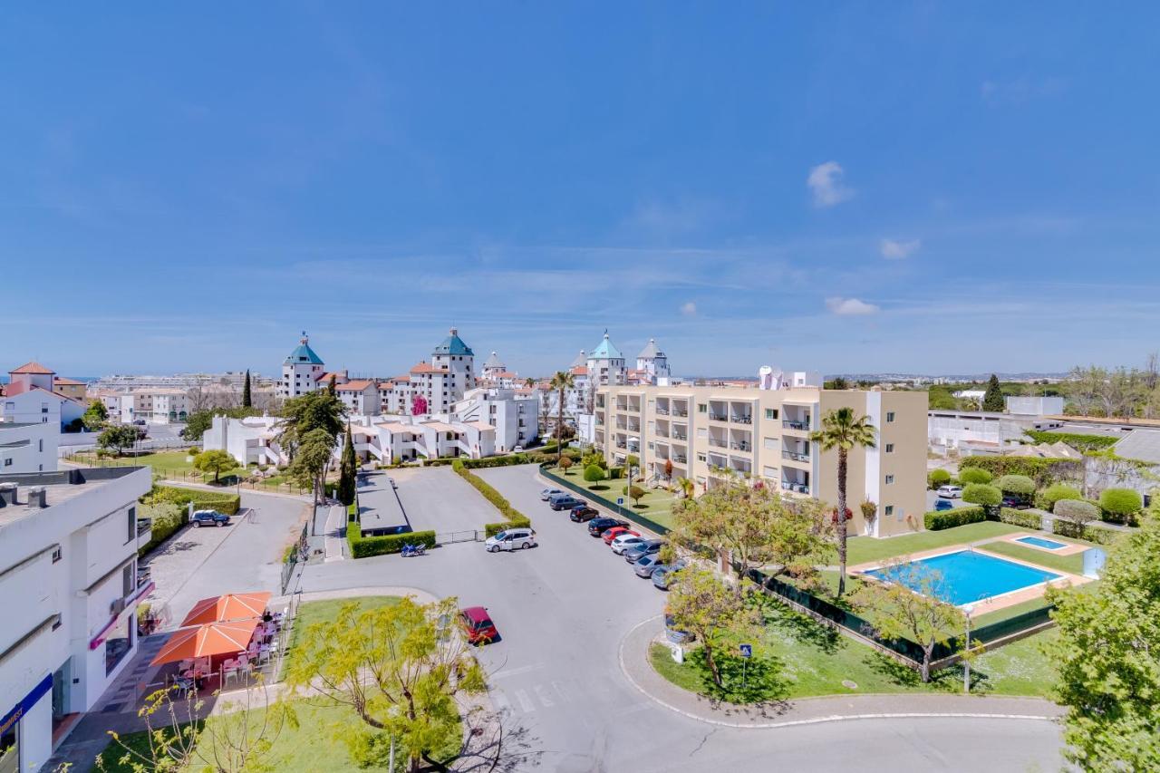 Sunset Apartment - Near Vilamoura Marina Exterior photo